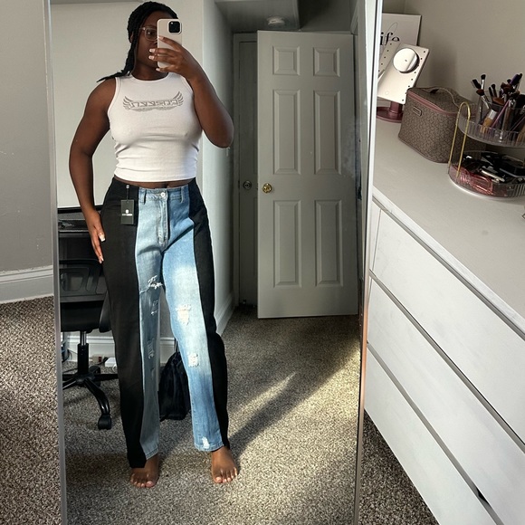 🤍Colorblock Jeans🤍 - Picture 3 of 4